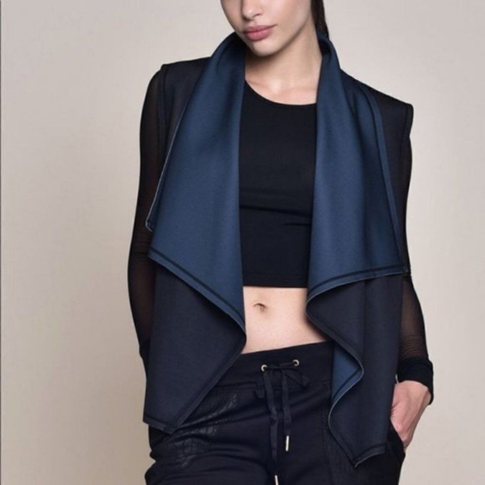 ALALA Vest Drape Front Athletic Black Blue Large